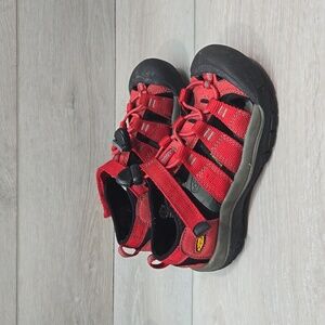 Keen Kids Newport H2 Waterproof Outdoor Hiking Comfort Sandals shoes sz 13